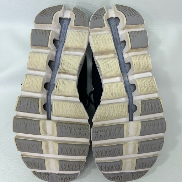 On Running Cloudswift Women’s Running Shoes – Size 7 – Black/Gray – Swiss - Picture 6 of 8